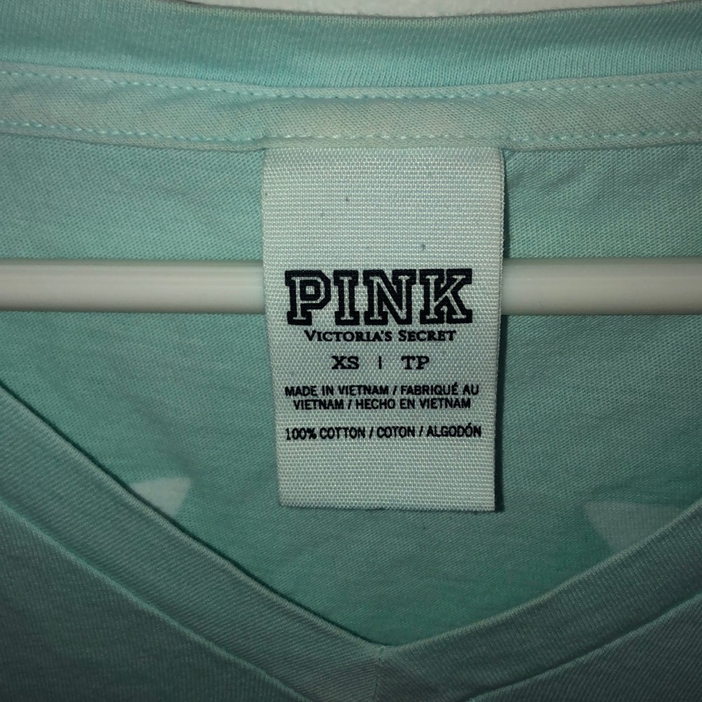 Pink by Victoria’s Secret shirt sleeve v-neck - Picture 3 of 4